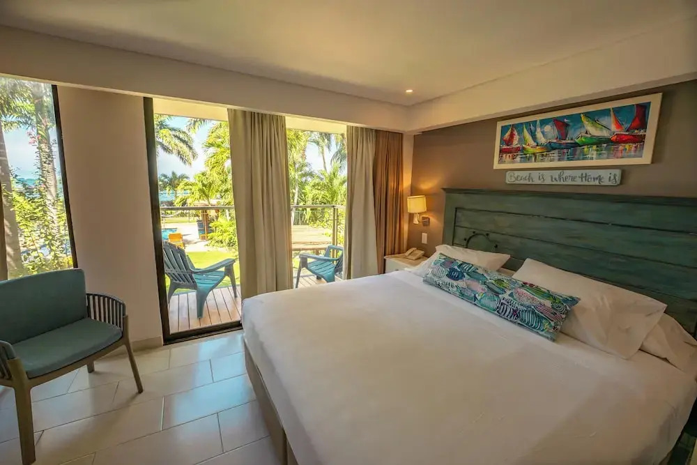 Casa Verano Beach Hotel