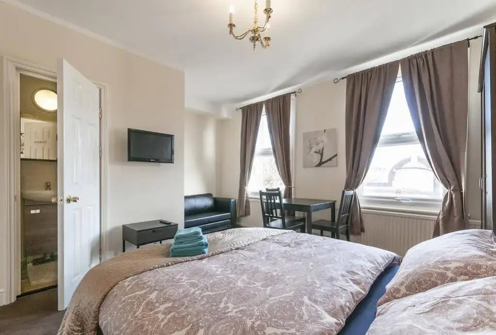 Easyroomlet