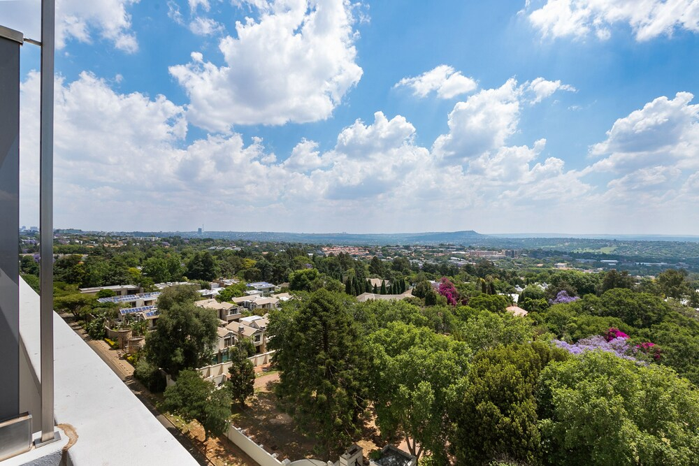 Illovo Central Apartments