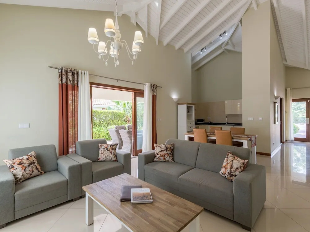 Beautiful Holiday Home in Curaçao With Swimming Pool