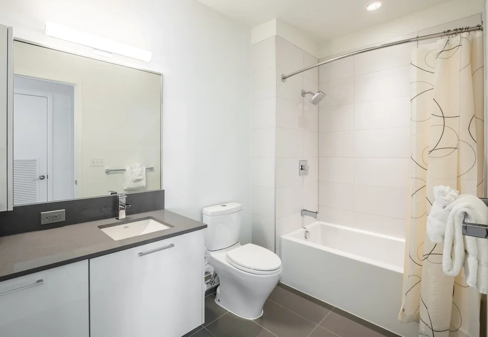 Bluebird Suites at Park Crest