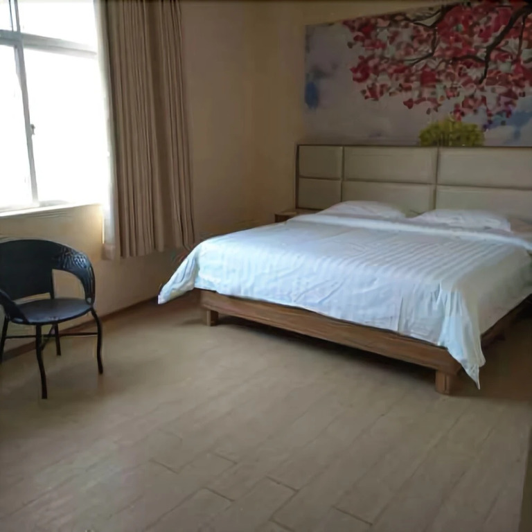 Hengqin Yazhou Senlin Apartment Hotel