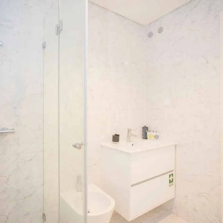 Liiiving in Porto - City Design Apartment A
