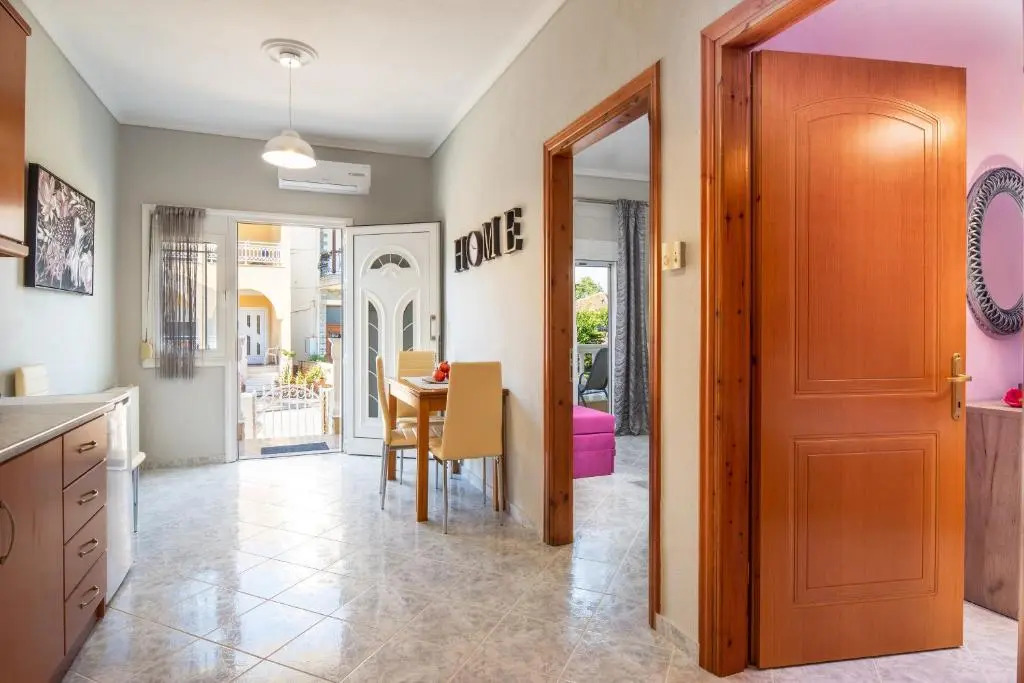 family house nikos 2
