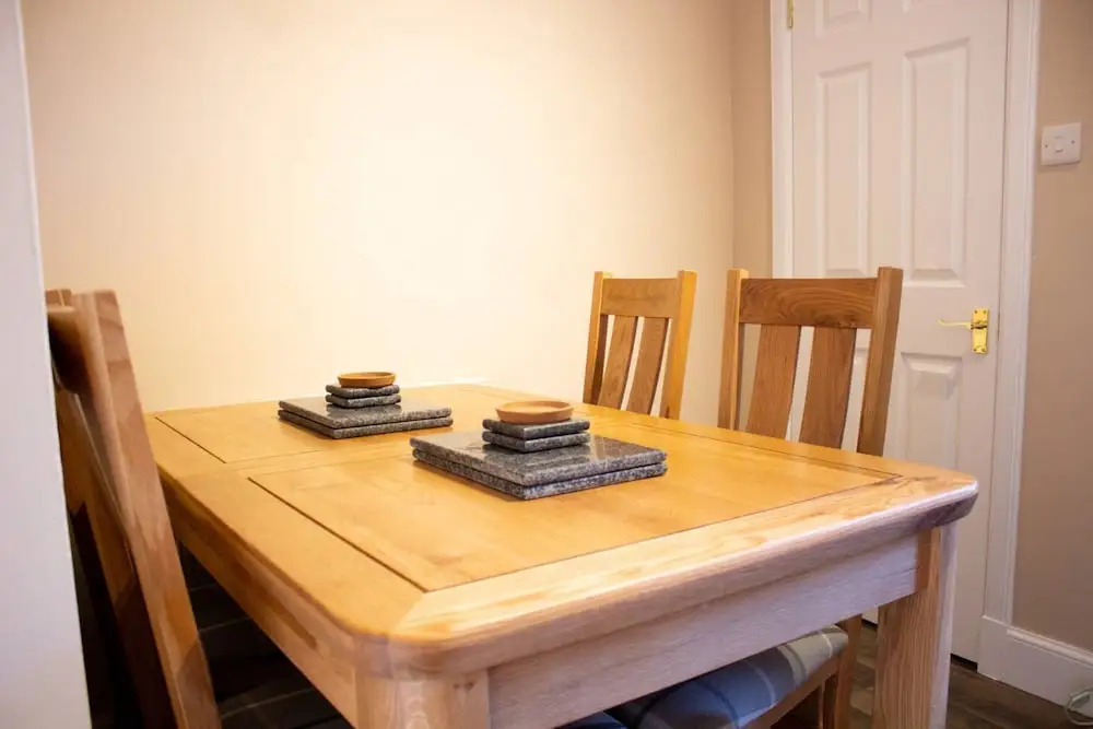 Stylish 3 Bedroom Flat in Historic West End Location