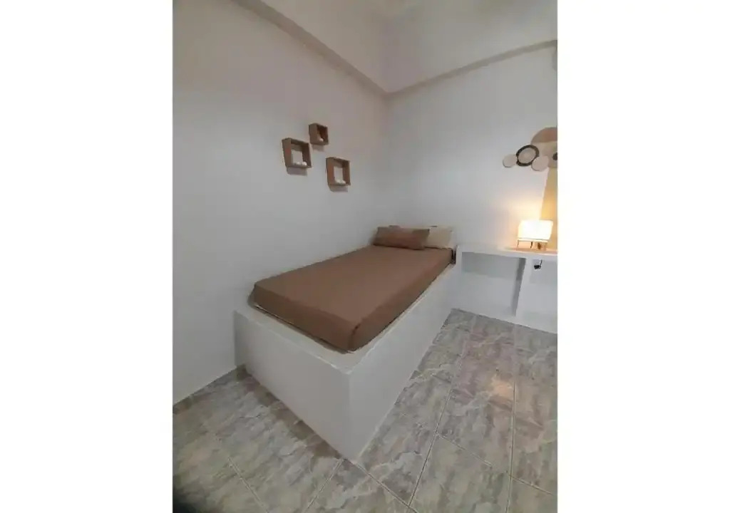 Overhill Apartments Adamas