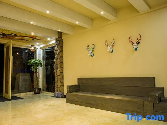 Beihai Weizhou Island Lanwan Art Hotel