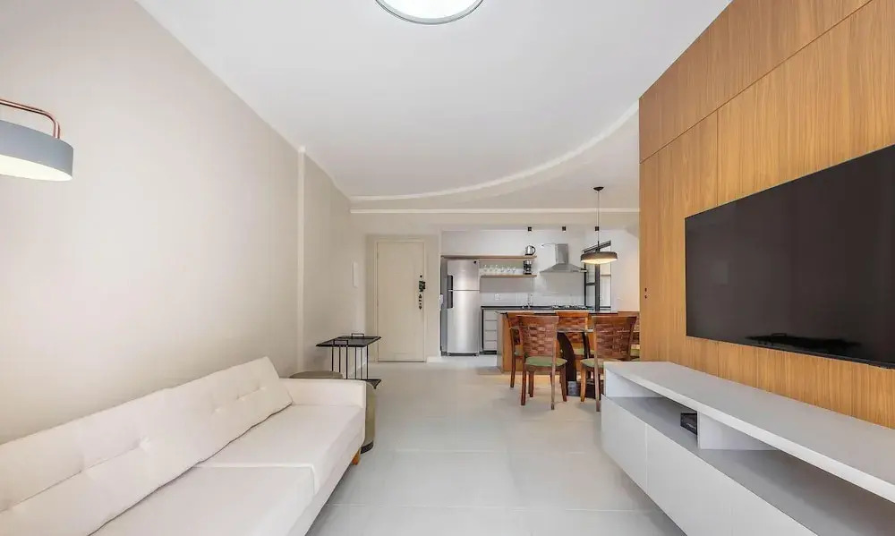3-bedroom Apt 400m From the Beach Mdv0602