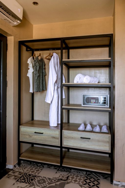 Driades Deluxe Double Suite By Estia