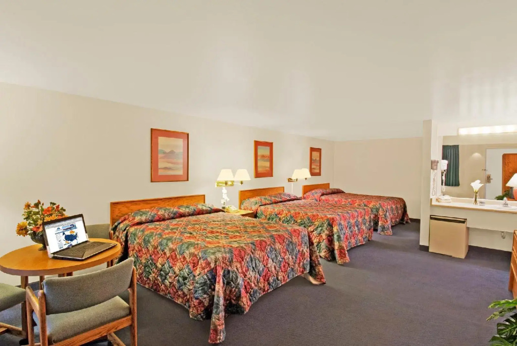 Americas Best Value Inn Boulder University
