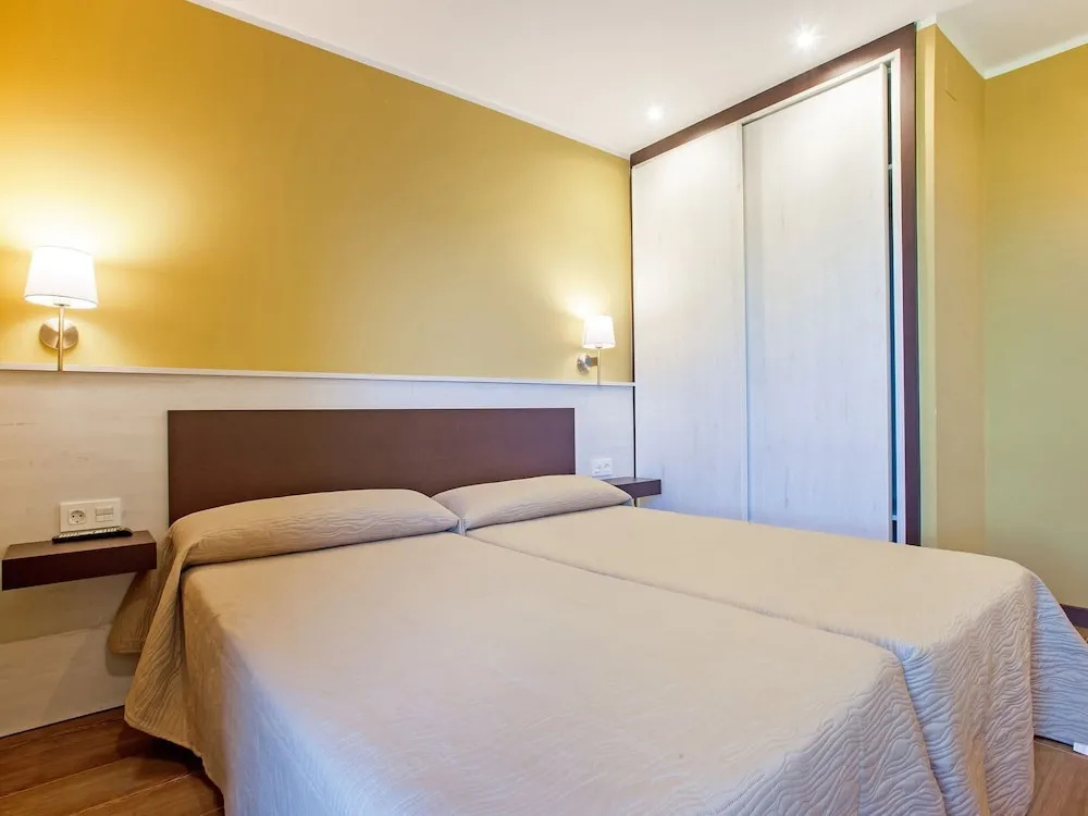 Nice Apartment, Rural Location With Beautiful Views of the Picos de Europa