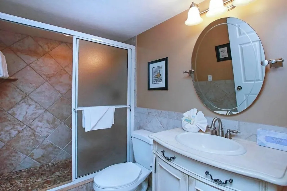 Sundial O405 2 Bedroom Condo