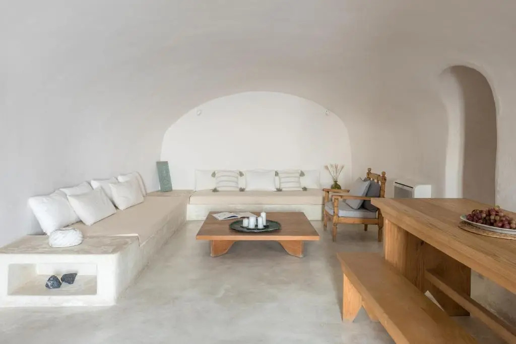 The sculptors house by Cycladica