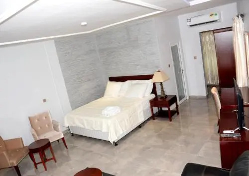 HOTEL AMBASSADORS ANNEXE
