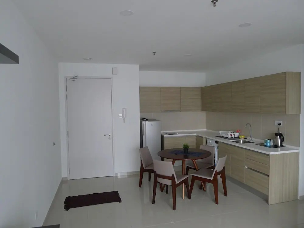 I-Suite I-City B-30-20