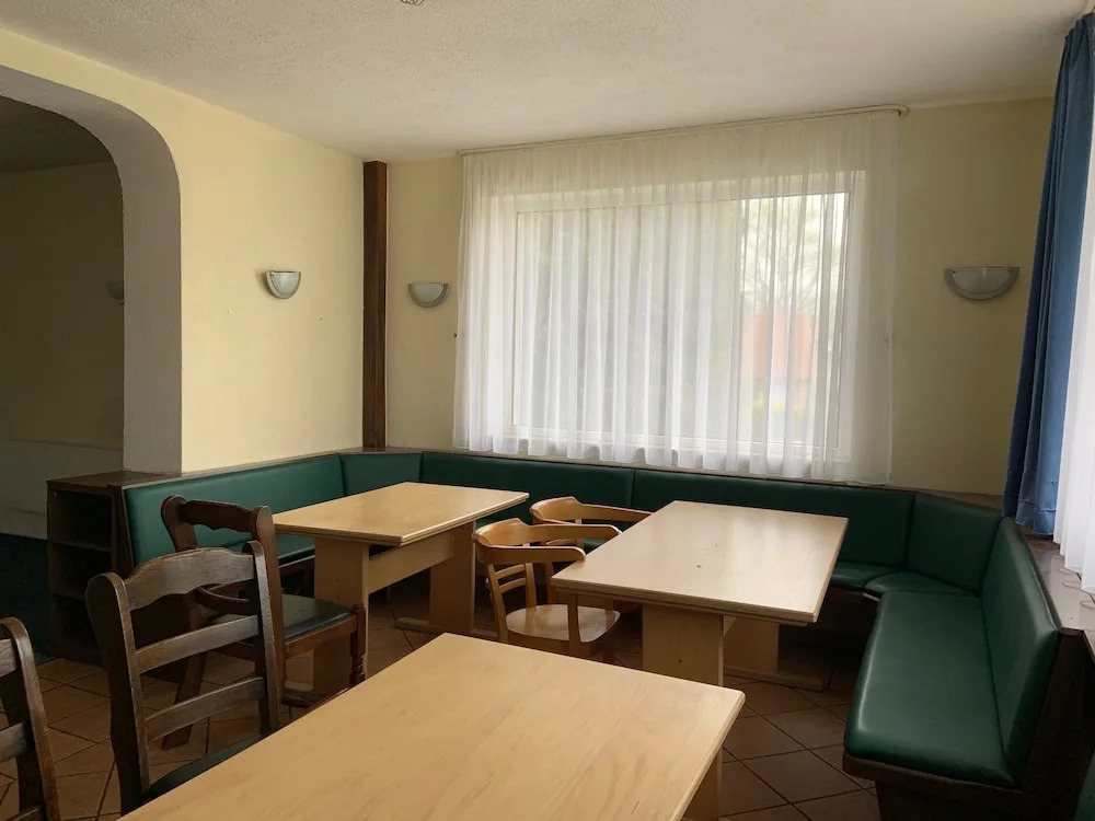 Pension A44