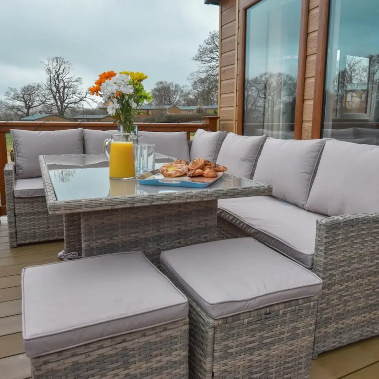 Carpenters Lodge the Perfect dog Friendly Retreat