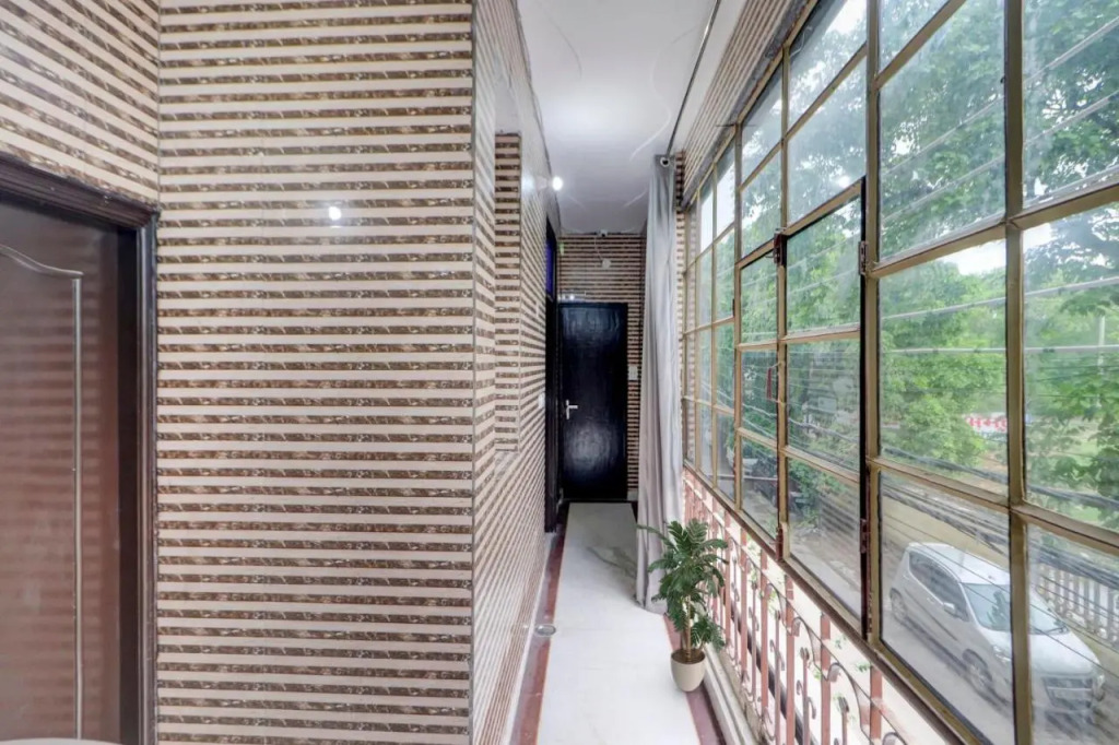 OYO 91483 Hotel Amazing House
