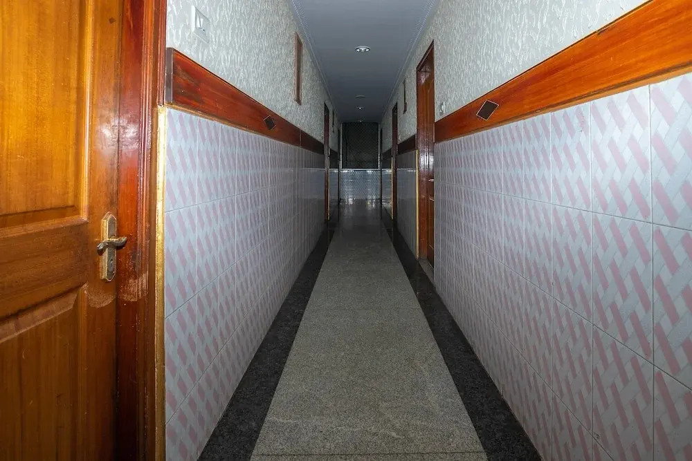 OYO 10435 Star Deluxe Lodge