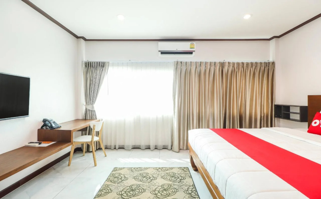 De Phunchai Hometel