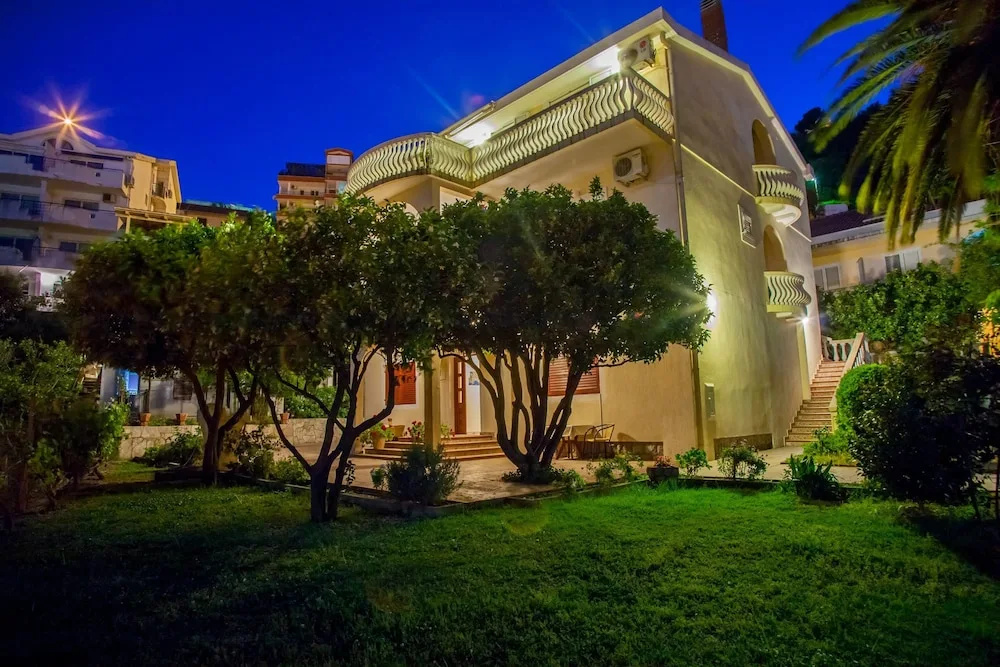Villa Mitrovic