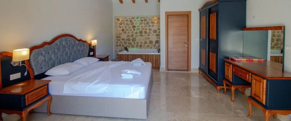 Villa Tlos Plus