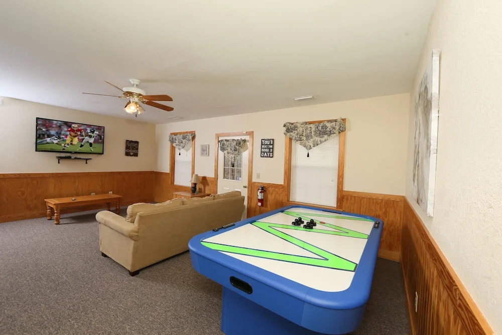 Walnut Grove 2 - Three Bedroom Chalet