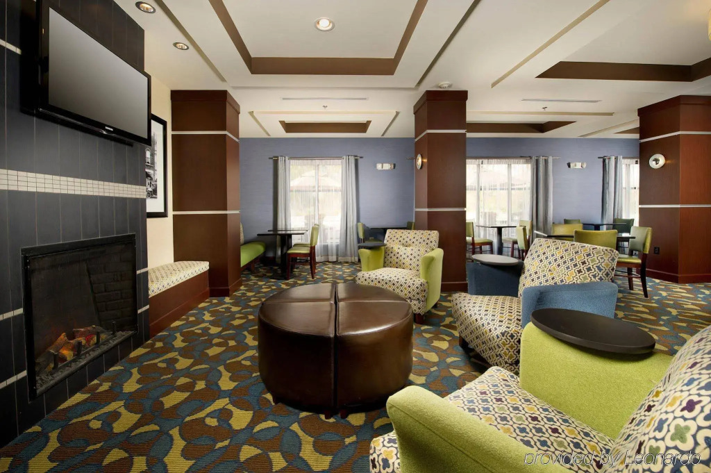 Holiday Inn Express - Tullahoma by IHG