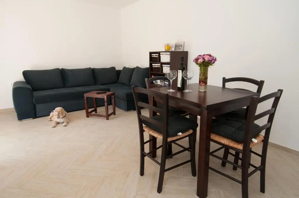 Apartment Tasha's Home