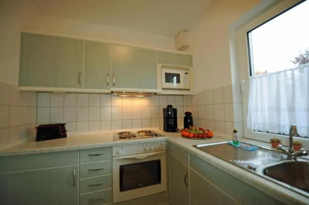 Wohnung 6 im EG Haus Stranddistel, komfortable Ferienwohnung fur 4 Personen in Zingst