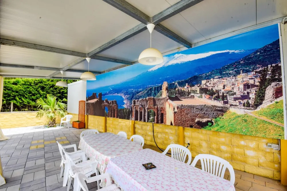 Villa With 6 Bedrooms in Enna, With Wonderful Lake View, Private Pool, Enclosed Garden - 78 km From the Beach