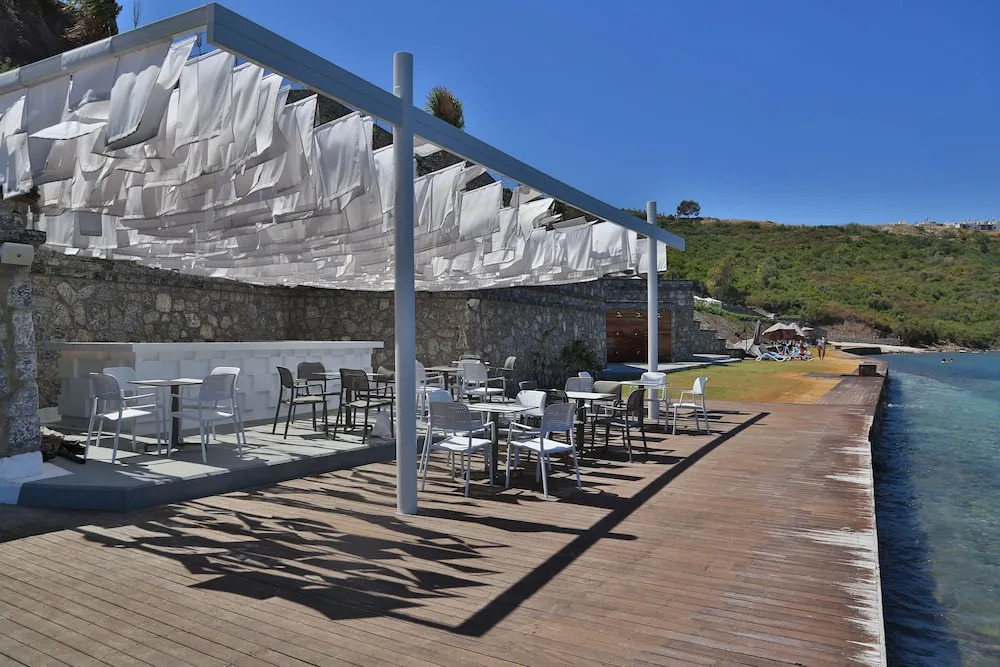 Adabuku Villas