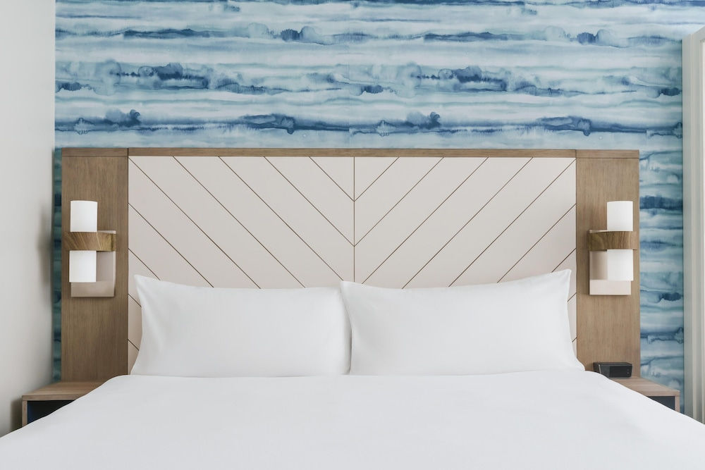 Hyatt Place Panama City Beach - Beachfront