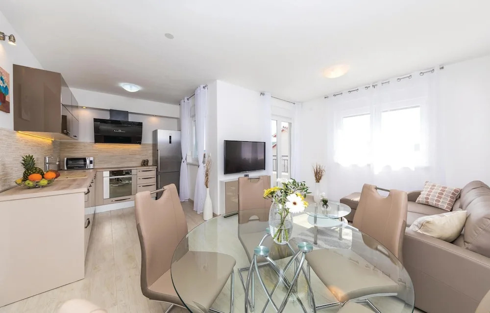 Stunning Apartment in Trogir With 2 Bedrooms and Wifi