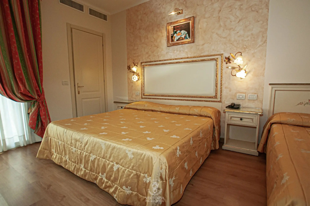 Viktoria Palace Hotel
