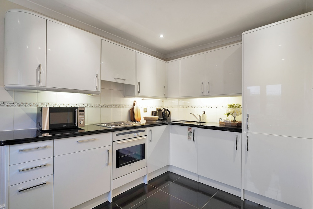 Hertford Flat 14