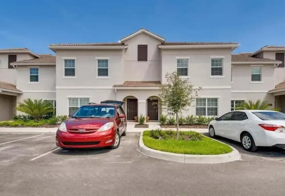 4901 RC - Storey Lake - Luxury 4 Bed Villa