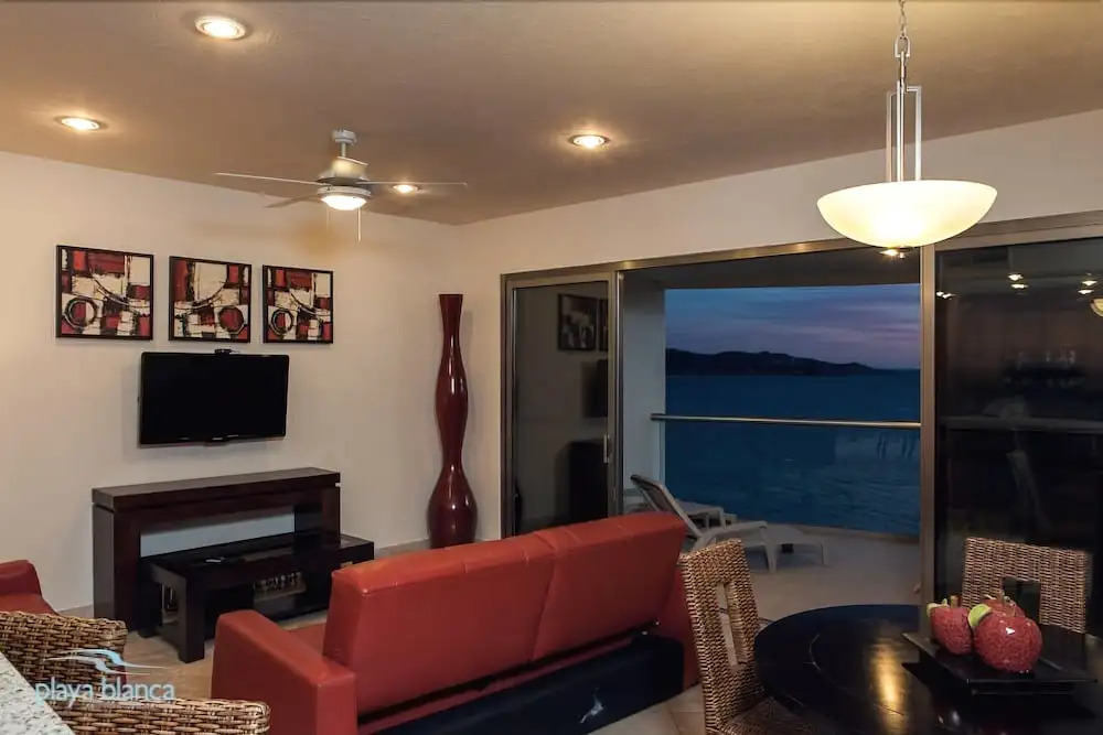 1 Bedroom  Playa Blanca 805 Condo