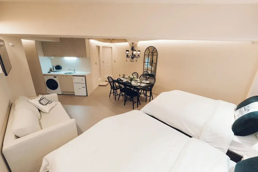 MONTHLIV Euljiro Hotel Stay