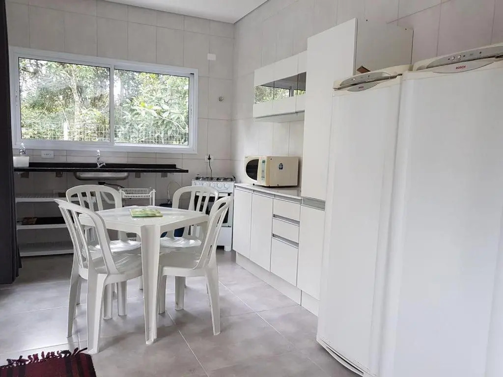 Bertioga, Praia Guaratuba, Costa do Sol - Ampla casa, nova, 4 suítes c/piscina
