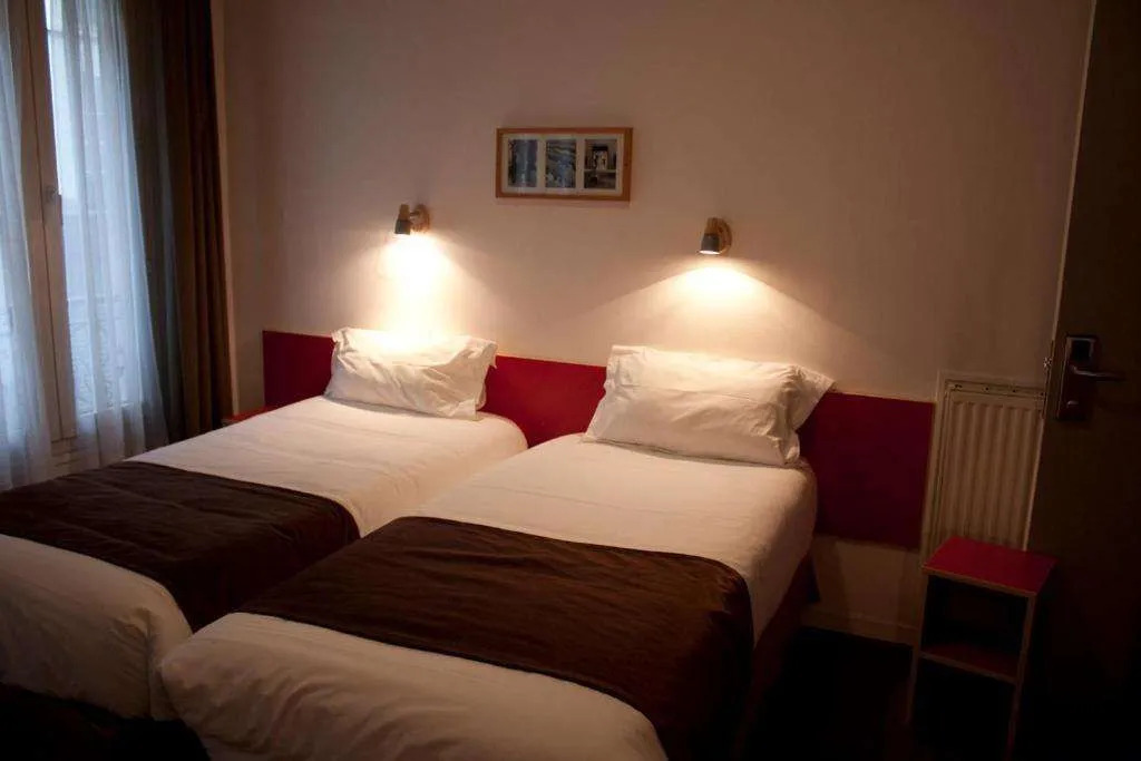 Hotel Cosmos