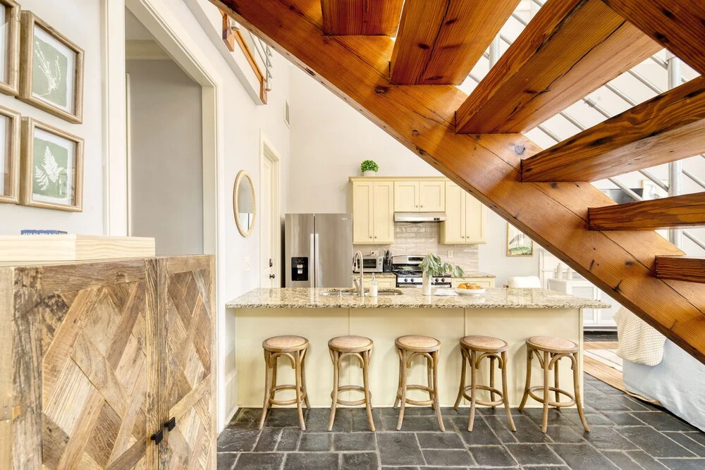 The Chapel Compound by AvantStay 3 Home Buyout w Hot Tub In Fantastic Charleston Location