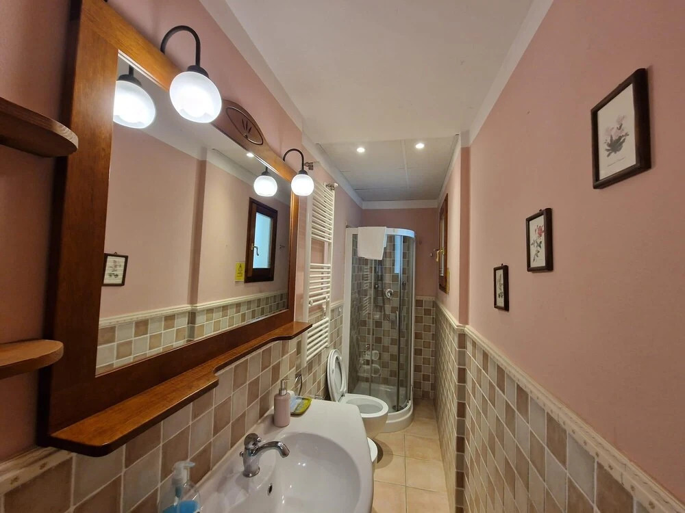 Mezzo 8 in Firenze With 2 Bedrooms and 1 Bathrooms