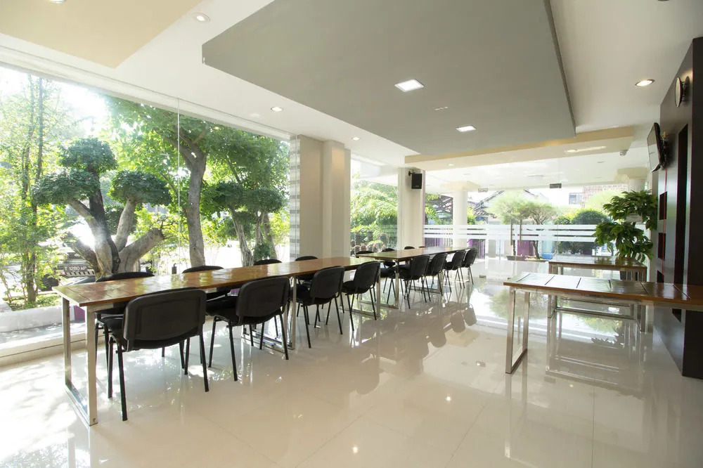 Airy Stasiun Balapan Natuna 4 Solo