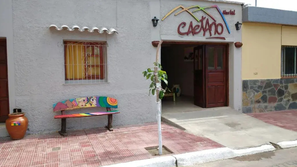 Caetano Hostal