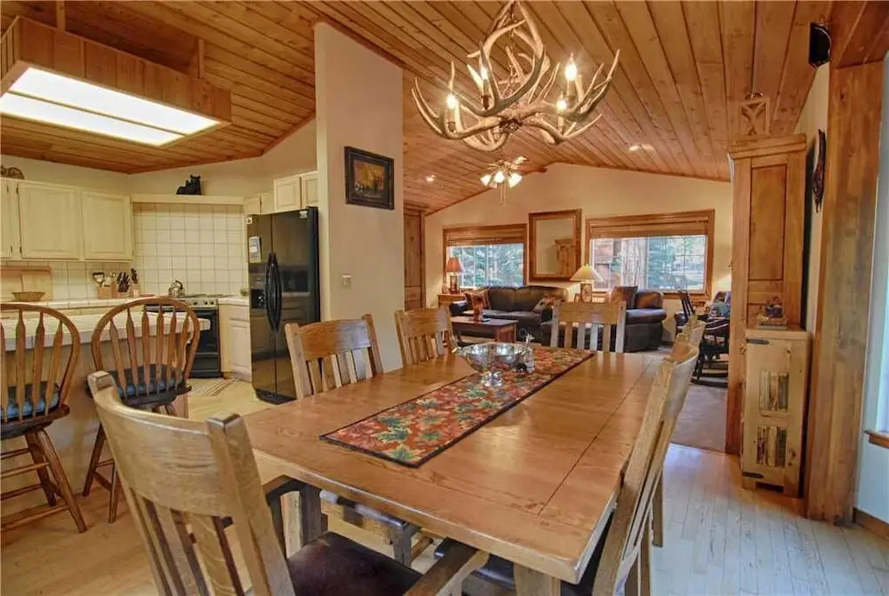 Updated Family Home W/big Deck #102