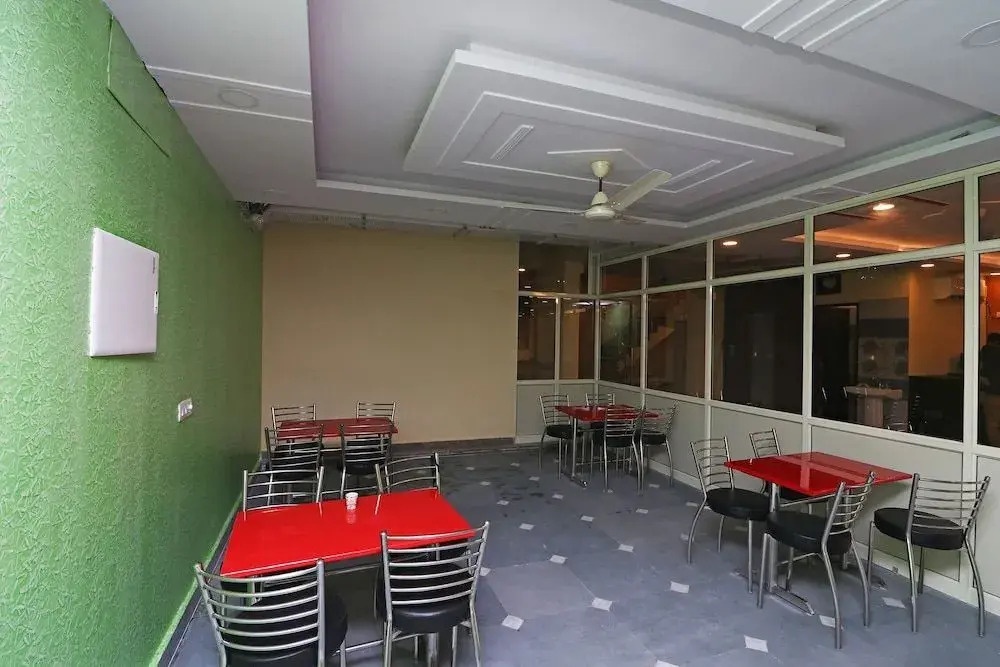 Shree Shyam Square By OYO Rooms