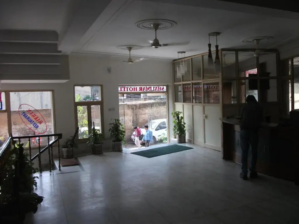 Hotel Grand Shalimar by JMD Group