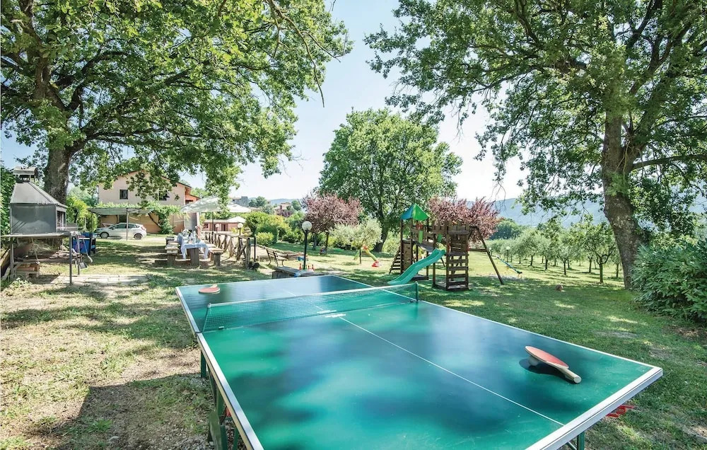 Stunning Home in Acquasparta -tr- With Wifi and 9 Bedrooms