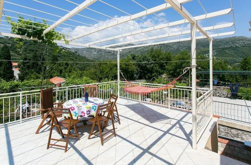 Guest House Zaton